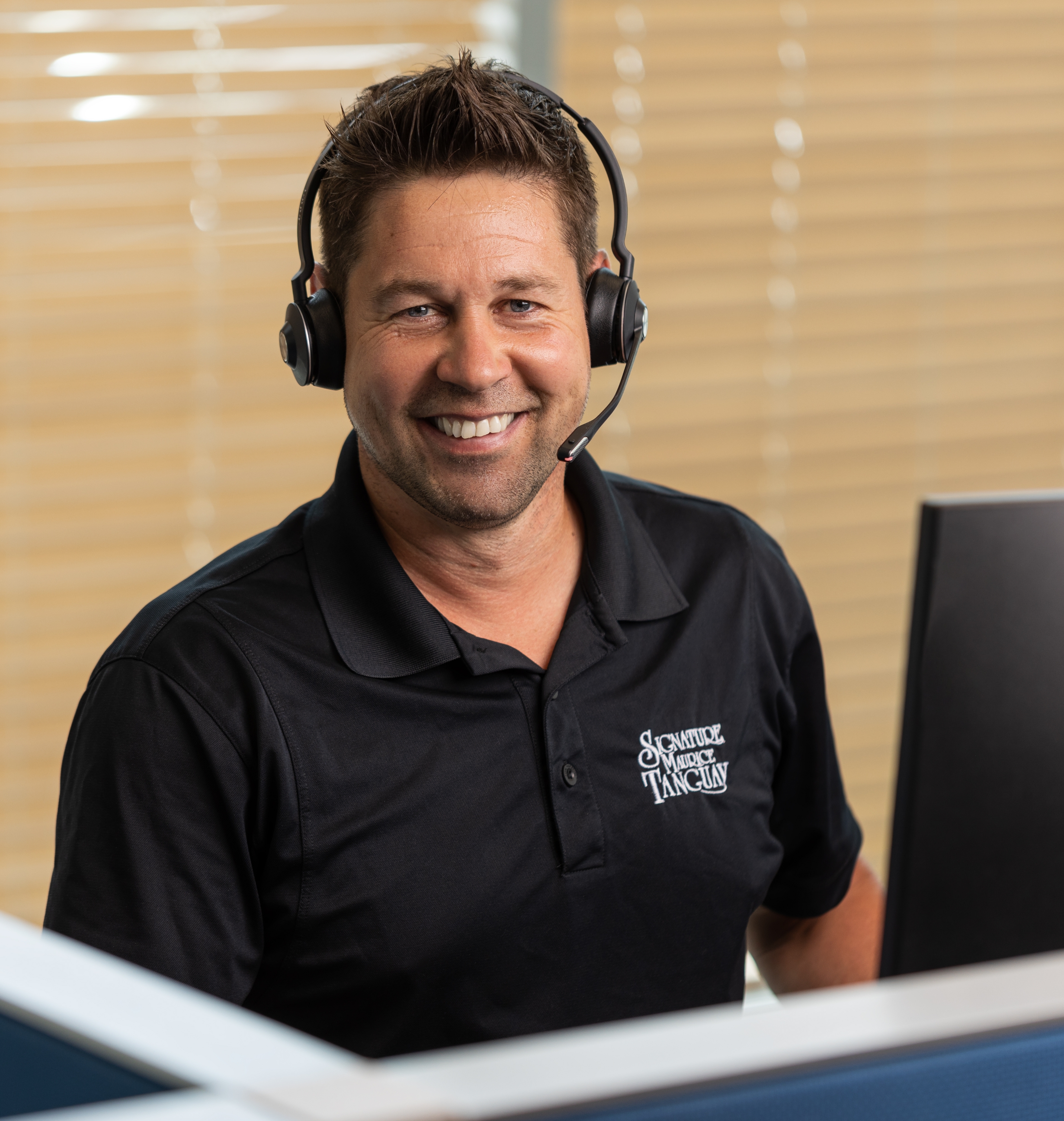 Joel Gagné, Agent contact